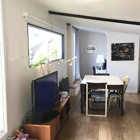 Apartman With Terrace Near Invalides *