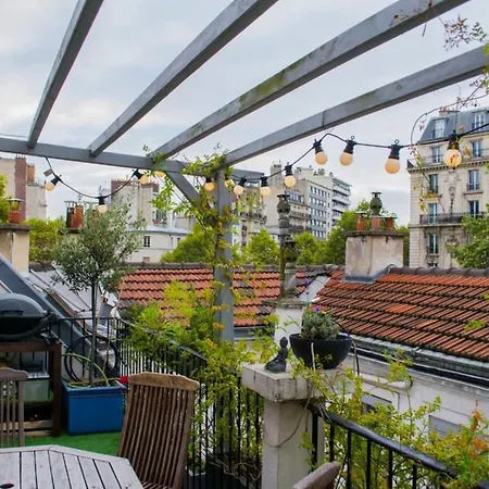 With Terrace Near Invalides * 巴黎